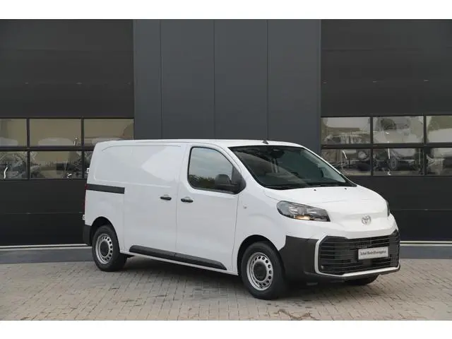 Toyota PROACE Electric Worker Comfort Standard Range Long L2 50 kWh 136pk - Camera - Stuurverwarming...