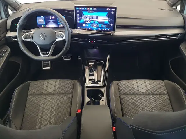 Volkswagen Golf 8.5 1.5 eTSI 150pk DSG/AUT R-Line Panoramadak, Camera, ACC