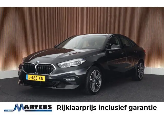 BMW 2-serie Gran Coupé 218i 136pk Aut. Business Edition Plus Camera Stoelverwarming Sportstoelen Nav...