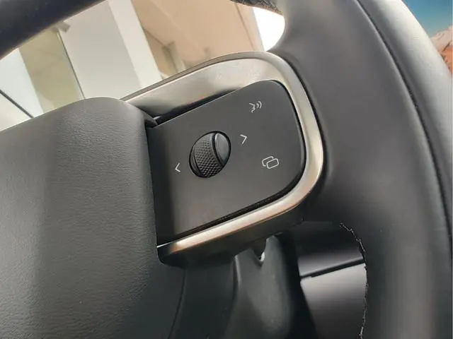 Leapmotor C10