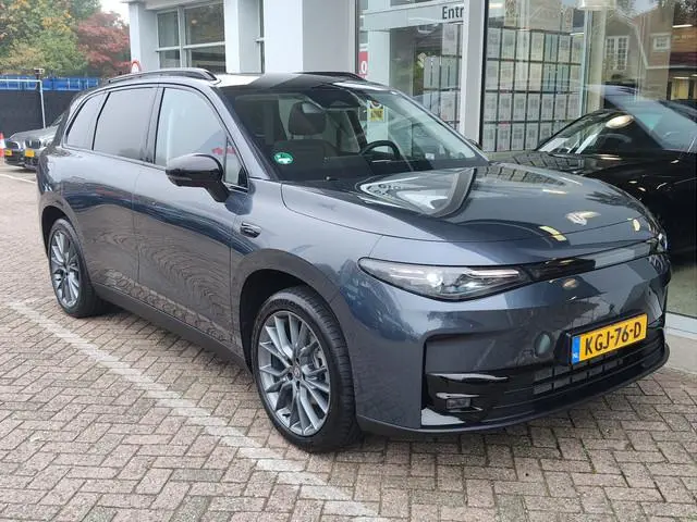 Leapmotor C10