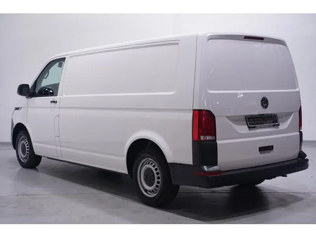 Volkswagen Transporter 2.0 TDI 110 pk L2H1 Airco, Achterklep, Camera Opbergkasten Laadruimte, PDC ac...