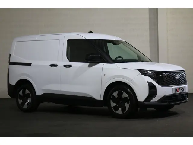 Ford E-Transit Courier