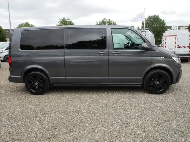 Volkswagen Transporter 2.0 TDI 150PK L2 Dubbel Cabine Airco Cruise Haak