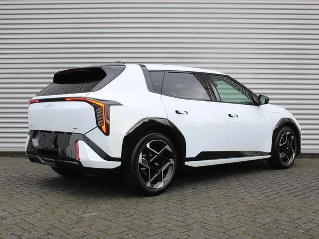 Kia EV4