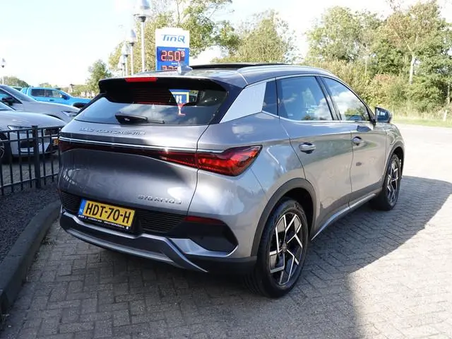 BYD ATTO 3 Comfort 60 kWh H-LEER | PANO | NL-AUTO | NAVI