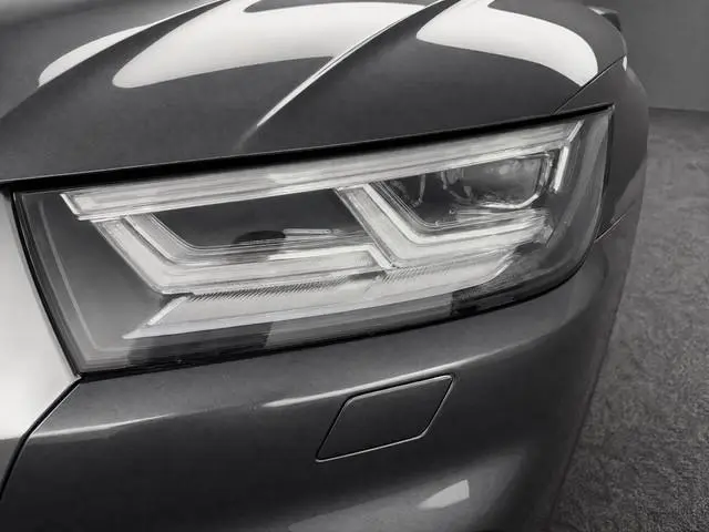 Audi Q5 50 TFSI e quattro S edition · Trekhaak · Adaptive Cruise Control · Apple/Android Car Play ·...