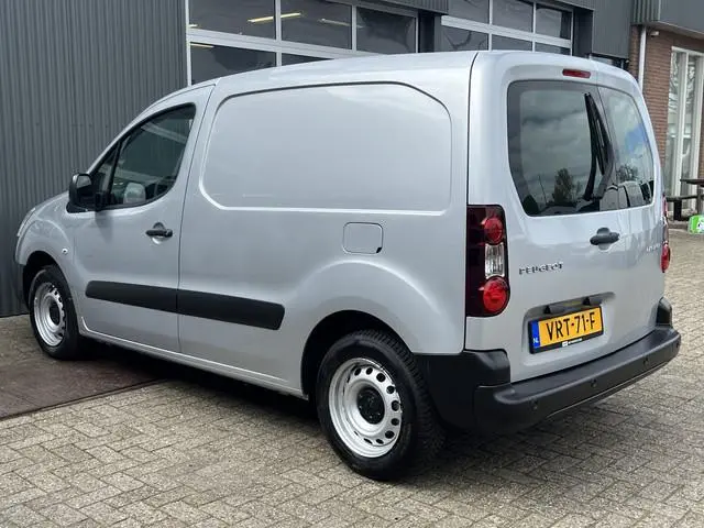 Peugeot Partner 120 1.6 HDi Marge Airco Btw / Bpm vij Cruise controle Parkeerhulp achter Navigatiesy...