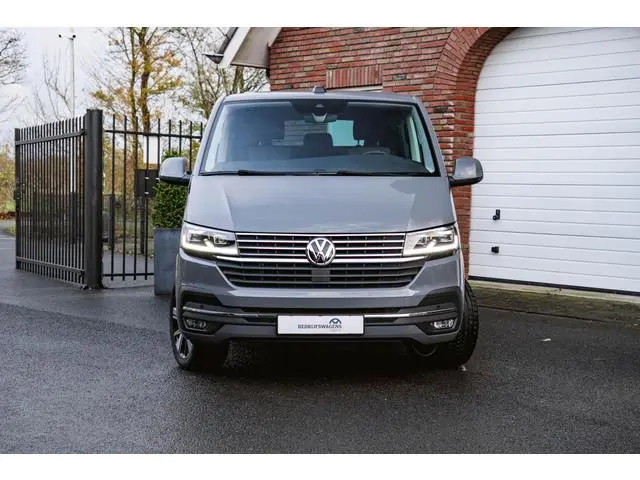 Volkswagen Transporter 2.0 TDI 204PK L2H1 DUB/CAB LEDER ACC Lane Assist Volkswagen Transporter 2.0 T...