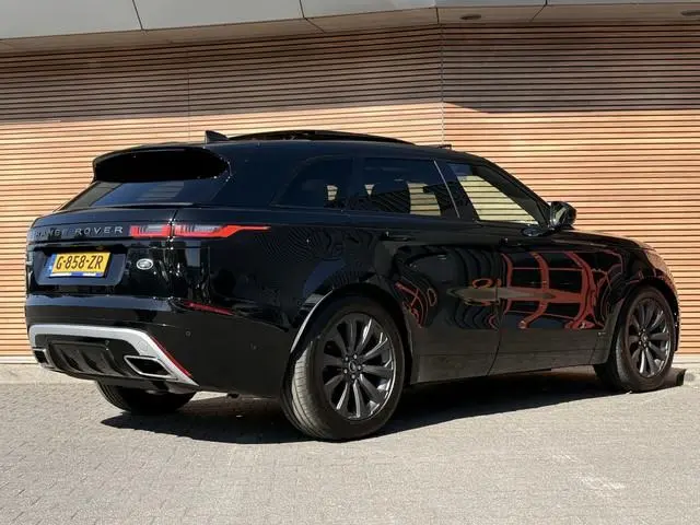 Land Rover Range Rover Velar 2.0 P300 Turbo AWD R-Dynamic SE Panodak / Stoel en Stuur verwarming / M...