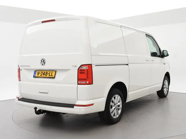 Volkswagen Transporter 2.0 TDI 150 PK DSG AUT. L1H1 HIGHLINE + CARPLAY | ADAPTIVE CRUISE | TREKHAAK...
