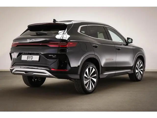 BYD SEAL U
