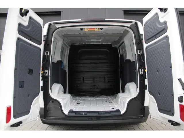 Kia PV5