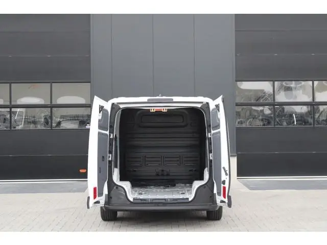Kia PV5