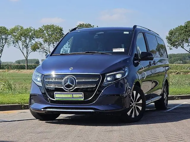 MERCEDES-BENZ EQV 300 wltp 364 kms 90kwh