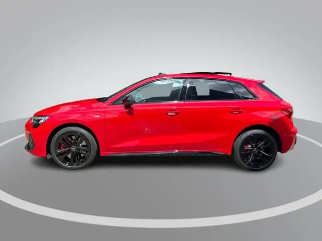 Audi A3 Sportback 45 TFSIe 272pk S-tronic S edition Competition · Panoramadak · Camera · Elek. Bestu...