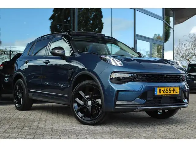 Lynk & Co 01