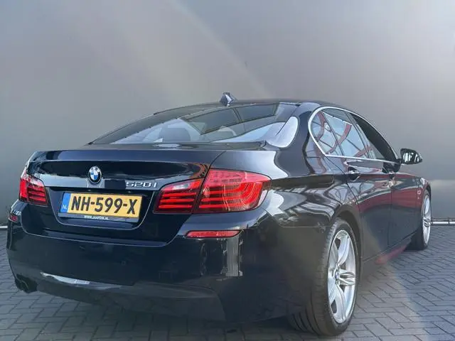BMW 5-serie BWJ 2017 520i 184 PK  M-Sport Edition AUTOMAAT | LEDER | FULL LED | ELEKTR. STOELEN | EL...