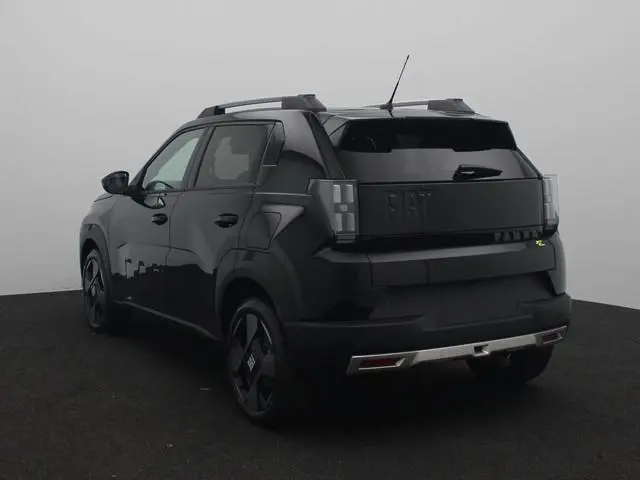 Fiat Grande Panda La Prima 11 kW 44 kWh | Navigatie | Stoel en stuurverwarming | Camera |