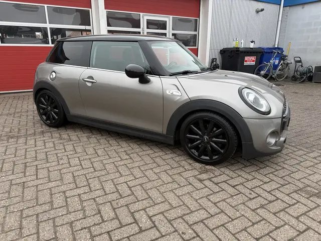 MINI Cooper S