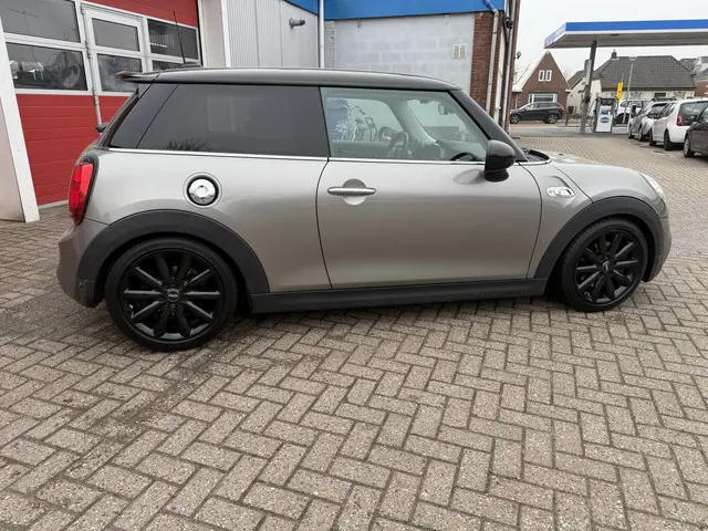MINI Cooper S