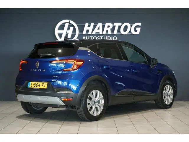 Renault Captur 1.6 E-Tech Plug-in Hybrid 160 Intens *DEALER ONDERHOUDEN* + CAMERA / APPLE CARPLAY