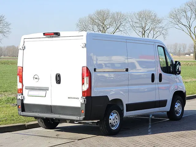 Opel Movano