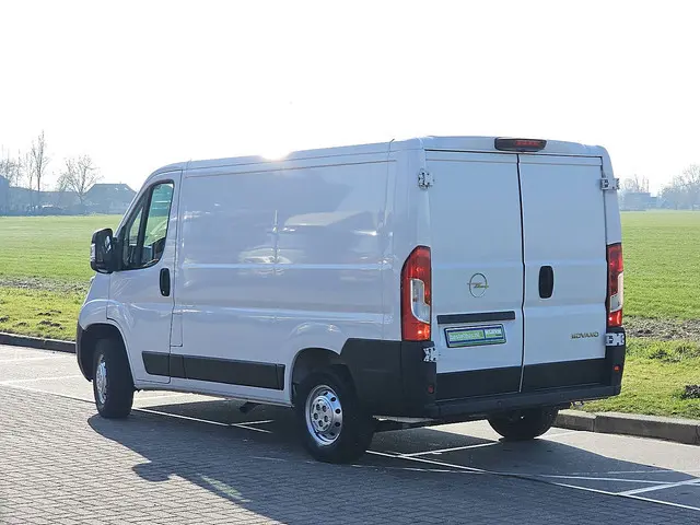 Opel Movano