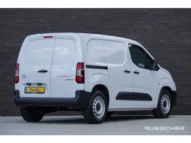 Toyota pro-ace