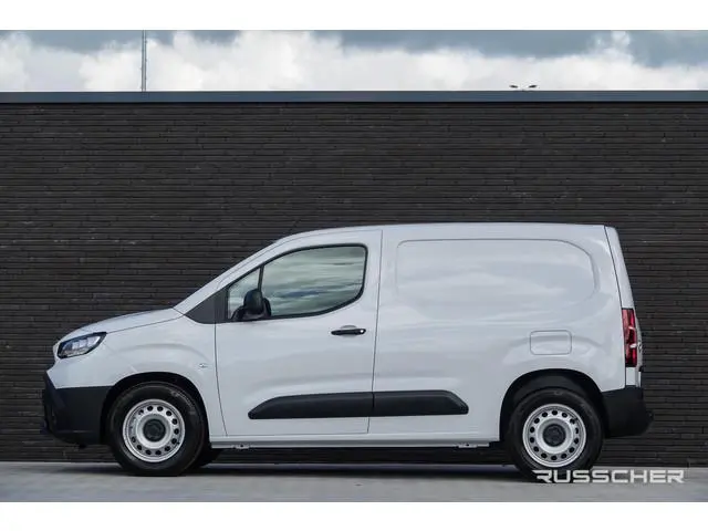 Toyota pro-ace