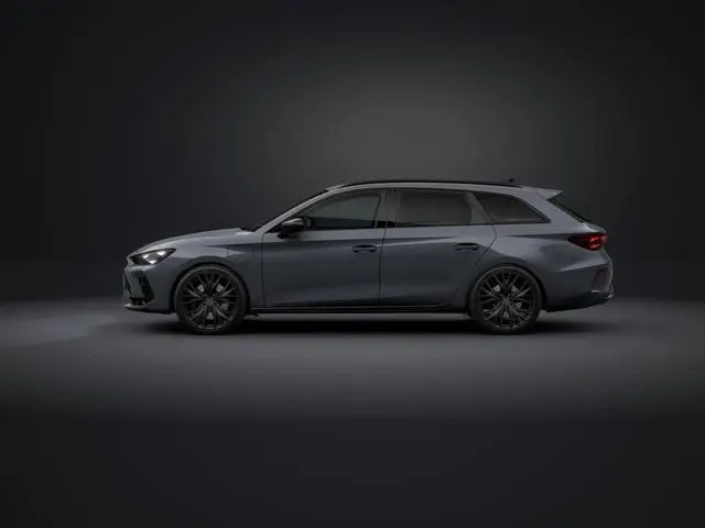 Cupra Leon Sportstourer VZ Performance 1.5 TSI e-Hybrid 200 kW / 272 PK St Obsidian Pack l Intellige...