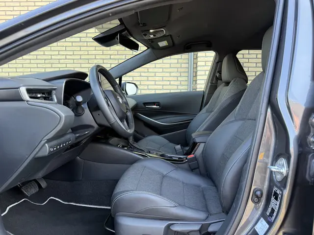 Toyota Corolla Touring Sports