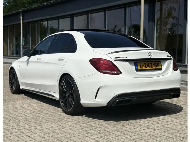 Mercedes-Benz C-klasse AMG 63 S Akrapovic HUD Pano