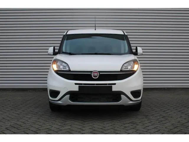 Fiat Dobló Cargo 1.6 MJ L1H1 S Trekking | Nieuw | Airco | Camera | Cruise | Navi | Apple Carplay/And...