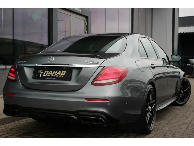 Mercedes-Benz E-Klasse