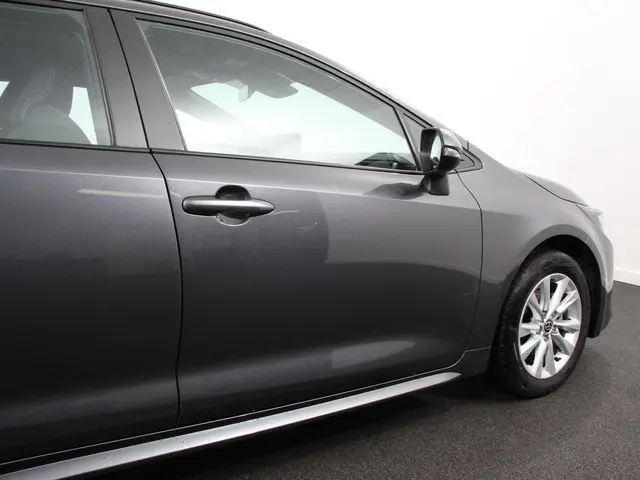 Toyota Corolla Touring Sports