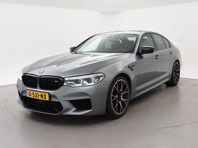 BMW M5