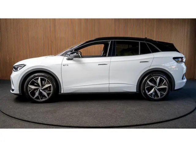 Volkswagen ID.4 GTX 4Motion 77 kWh Head up Panorama trekhaak Navigatie 360 Camera Keyless