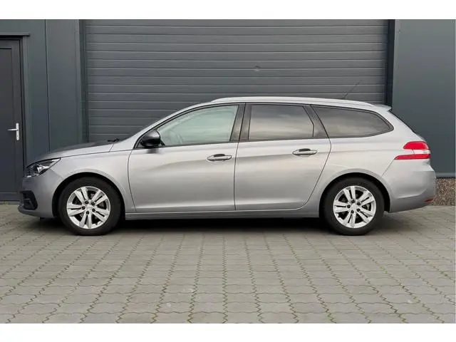Peugeot 308 SW 1.2 PureTech Blue Lease Executive 84078KM! PANO NAVI