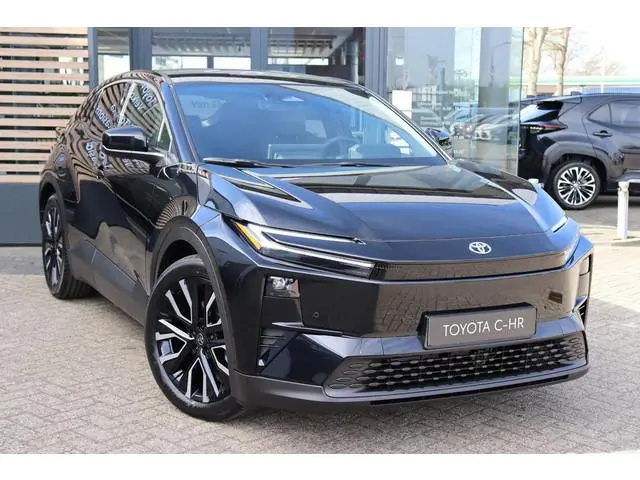 Toyota CHR +