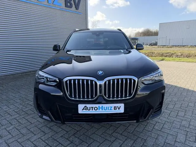 BMW X3 xDrive30e High Executive M Sport Panoramadak 19 Inch LED Keyless Entry Elek. Stoelverstelling...