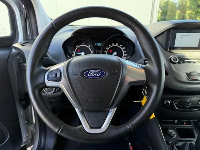 Ford Transit Courier