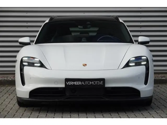 Porsche Taycan Sport Turismo | Panodak | Luchtvering | Bose | Sport Chrono | Warmtepomp | Memory |