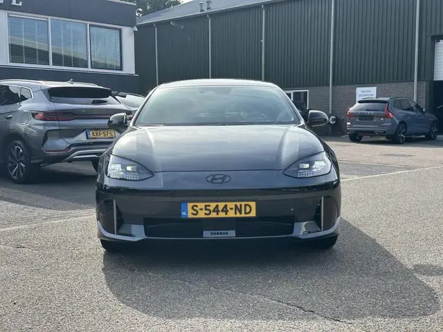 Hyundai IONIQ 6 First Edition AWD 77.4 kWh SOH 100% | PANO | STOEL VERWAMRING VOOR & ACHTER | MEM. S...