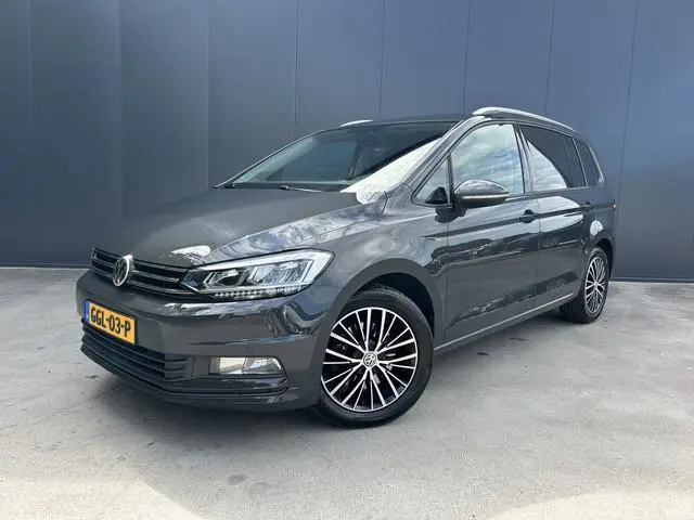 Volkswagen Touran 1.4 TSI AUTOMAAT COMFORTLINE TREKHAAK NAVI ADAPT CRUISE ECC LMV