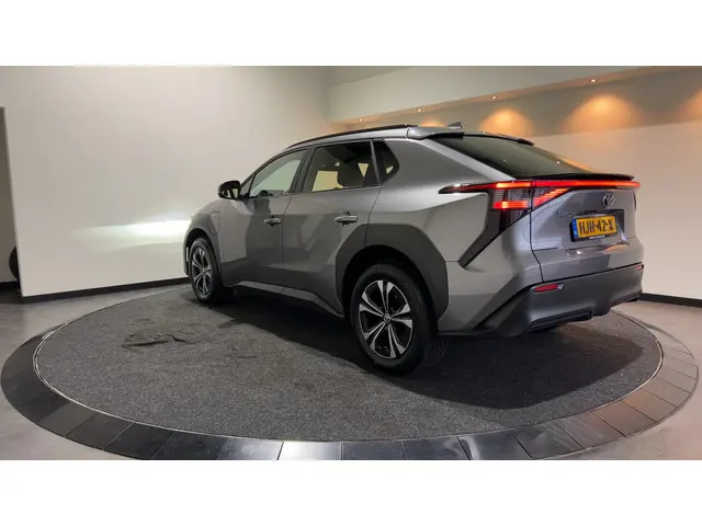 Toyota Bz4x