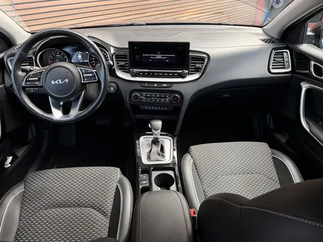 Kia XCeed 1.5 T-GDI MHEV DynamicPlusLine Navi / Clima / Carplay / Lm Velgen