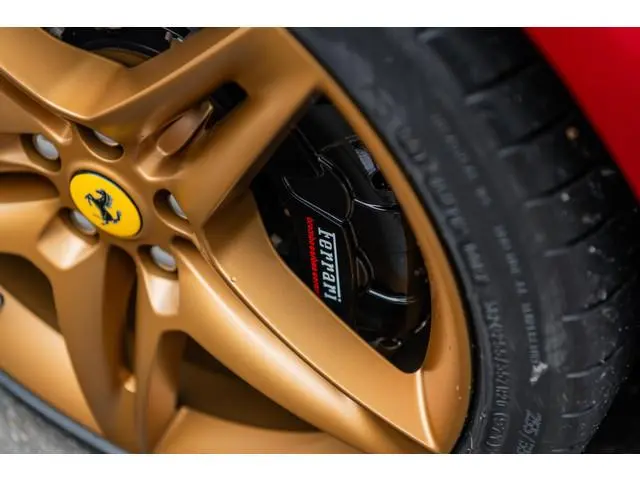 Ferrari SF90 Spider