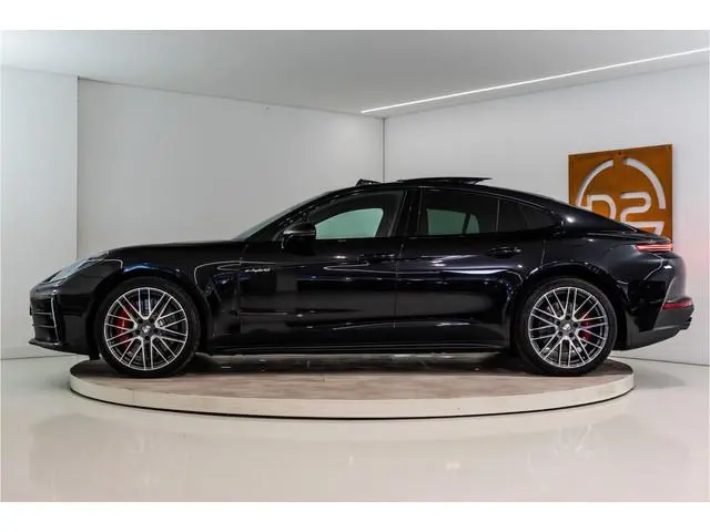 Porsche Panamera 2.9 4S E-Hybrid 544PK | Bose | Achterasbesturing | Pano | Sport Chrono Plus | InnoD...